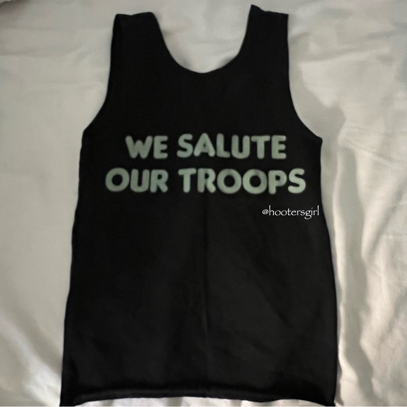 🦉Authentic H👀ters Camo Uniform Tank Top🦉 - Picture 2 of 2